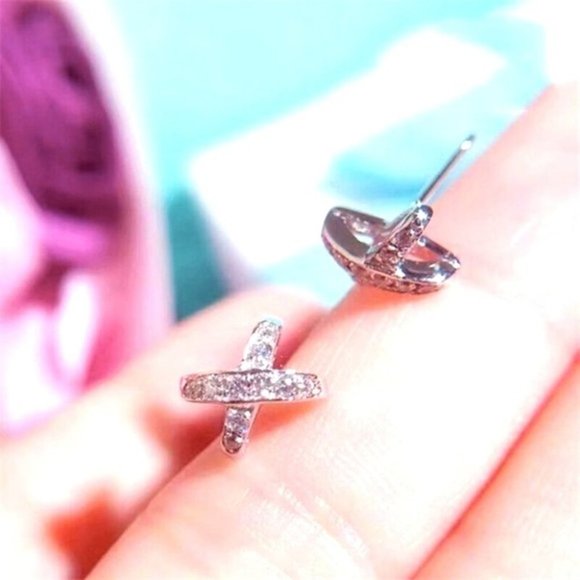 New 925 Silver Sim. Diamond Studs - Picture 4 of 5